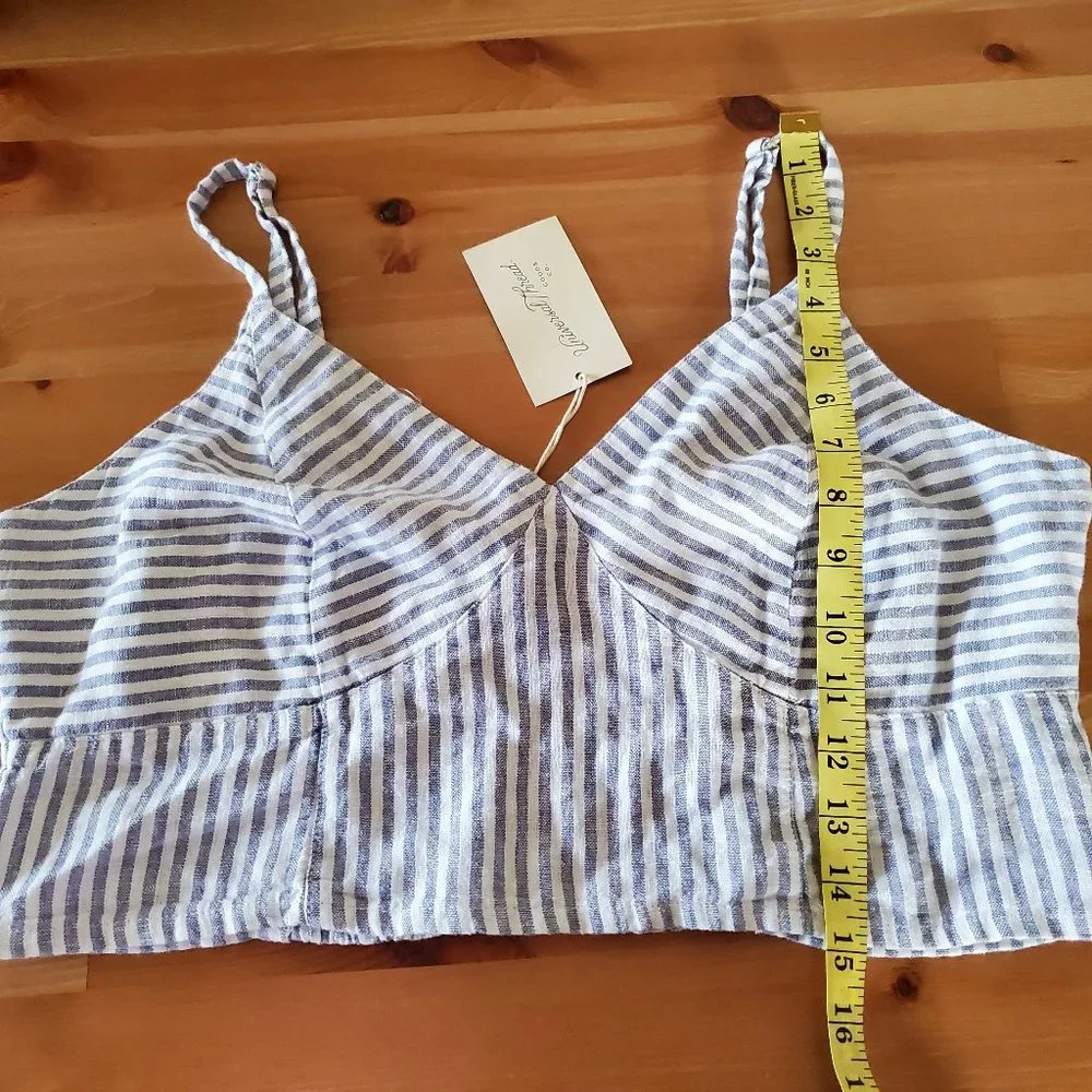 Universal Thread - Women's Slim Fit Linen Crop Top Linen Tank Top - Size L Blue - Picture 6 of 9